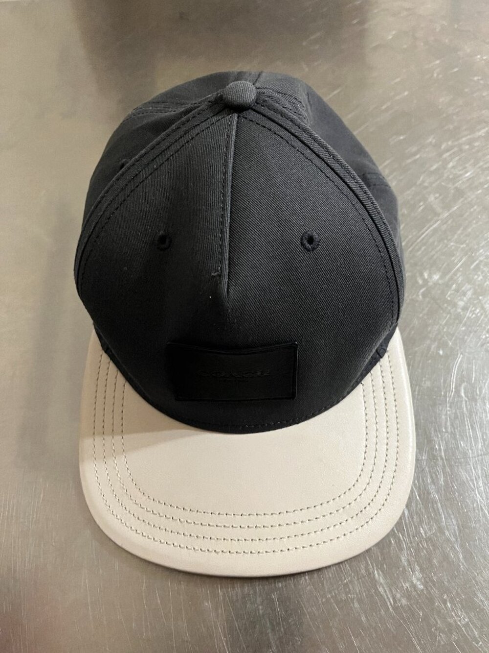 COACH Two Tone Baseball Sports Flat Cap